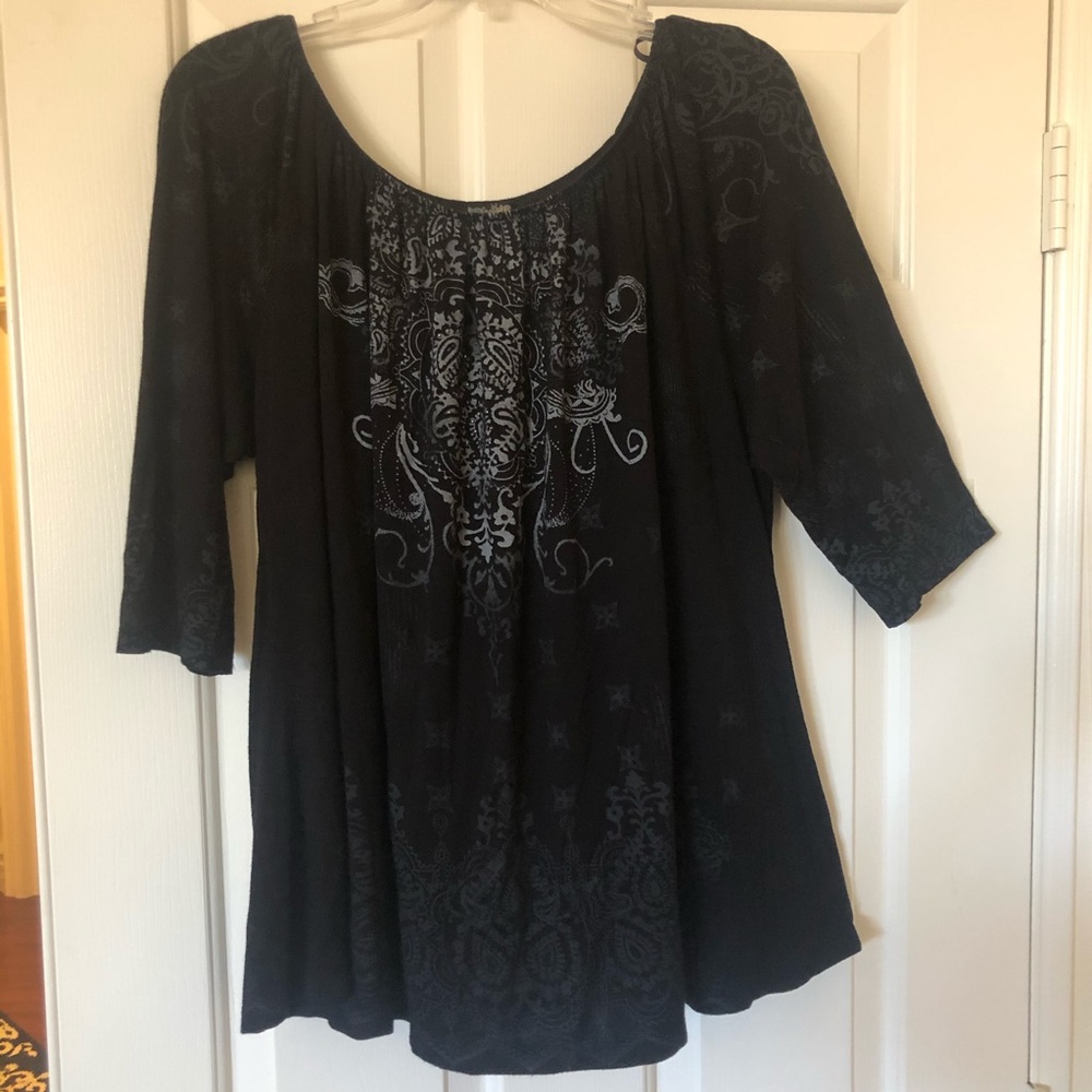 Vanilla Sugar soft, edgy tee with sparklies!